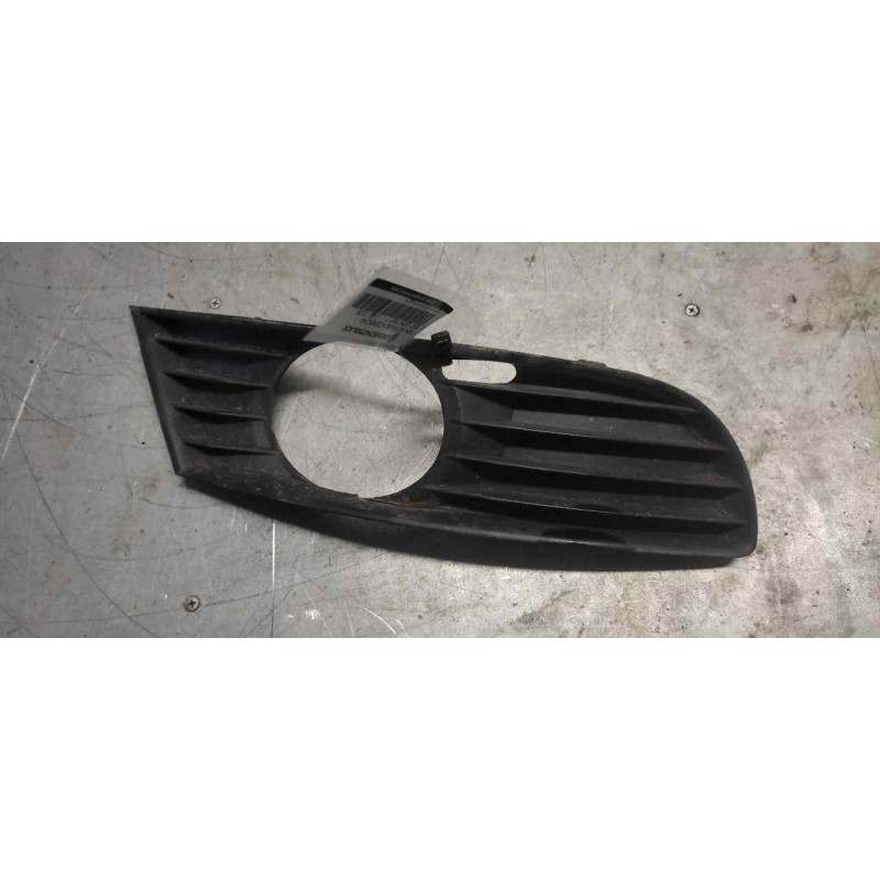 Recambio de tapa antiniebla derecha para seat leon (1m1) referencia OEM IAM   