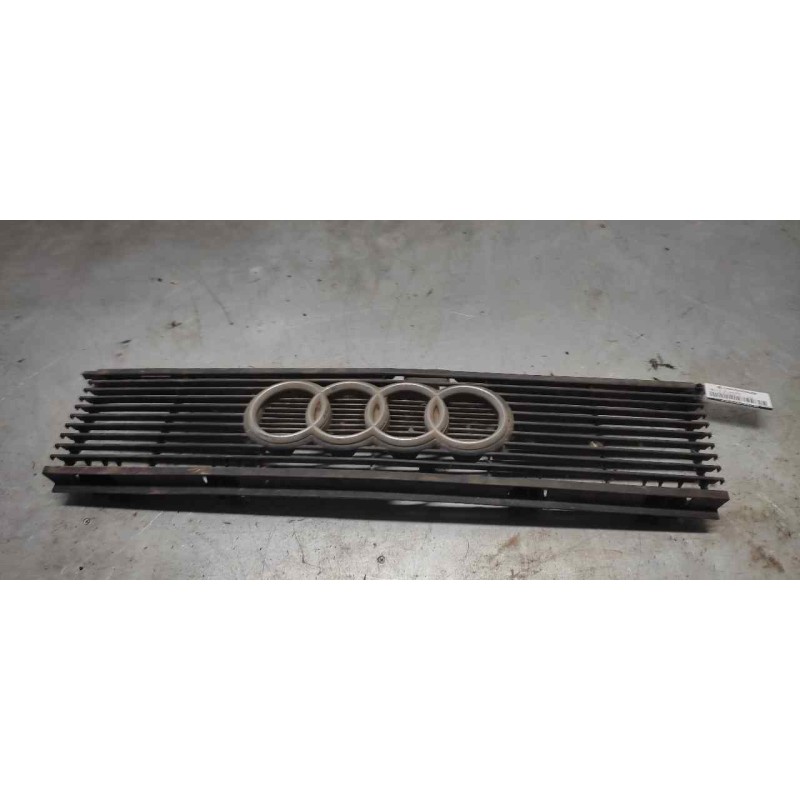 Recambio de rejilla delantera para audi 80 (811/813) 1.3 referencia OEM IAM 857853655A  