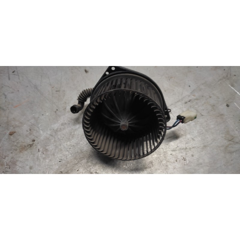 Recambio de ventilador calefaccion para nissan serena (c23m) 2.0 slx diesel referencia OEM IAM   