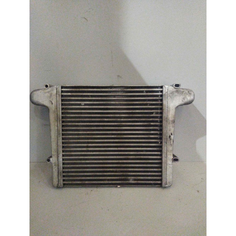 Recambio de intercooler para nissan trucks atleon tk10.95 referencia OEM IAM 130050051F  