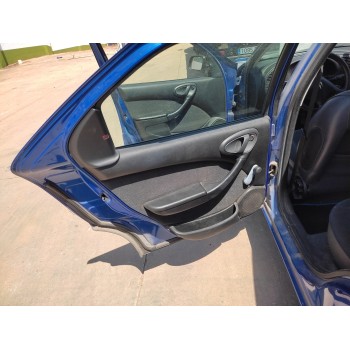 citroën xsara berlina del año 2002