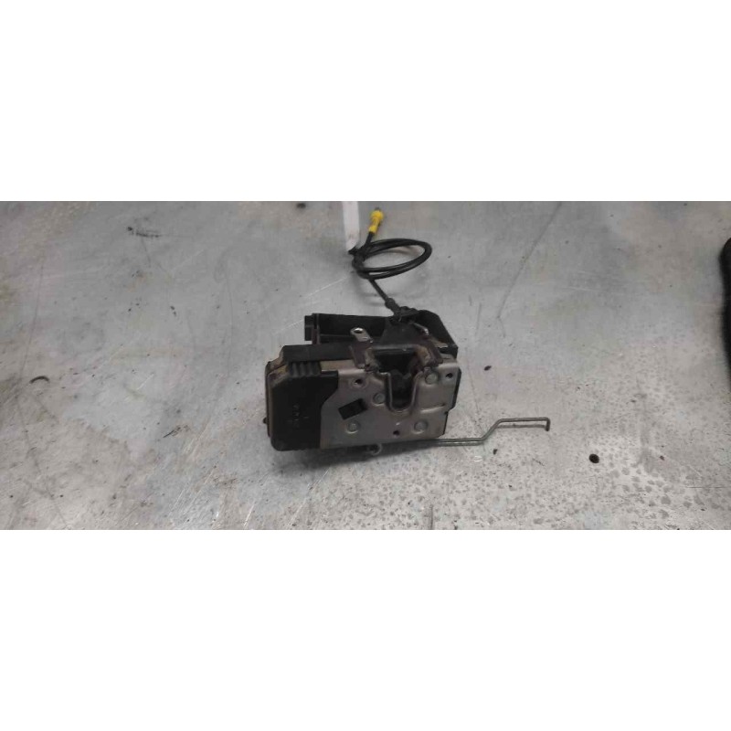 Recambio de cerradura puerta delantera izquierda para nissan primastar (x83) combi 6 asientos batalla 2,78t referencia OEM IAM 8 - Blanco