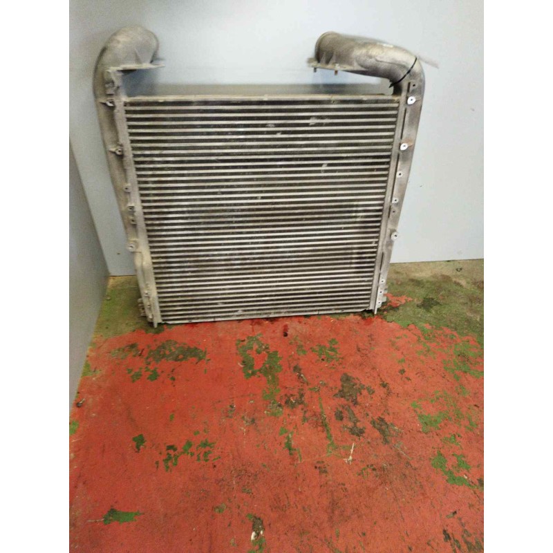 Recambio de intercooler para scania trucks p, g, r, t series r 480 (480cv) referencia OEM IAM 1790041  