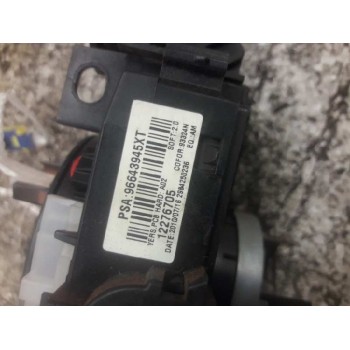 Recambio de mando multifuncion para peugeot 308 confort referencia OEM IAM 96643945XT 12276705 