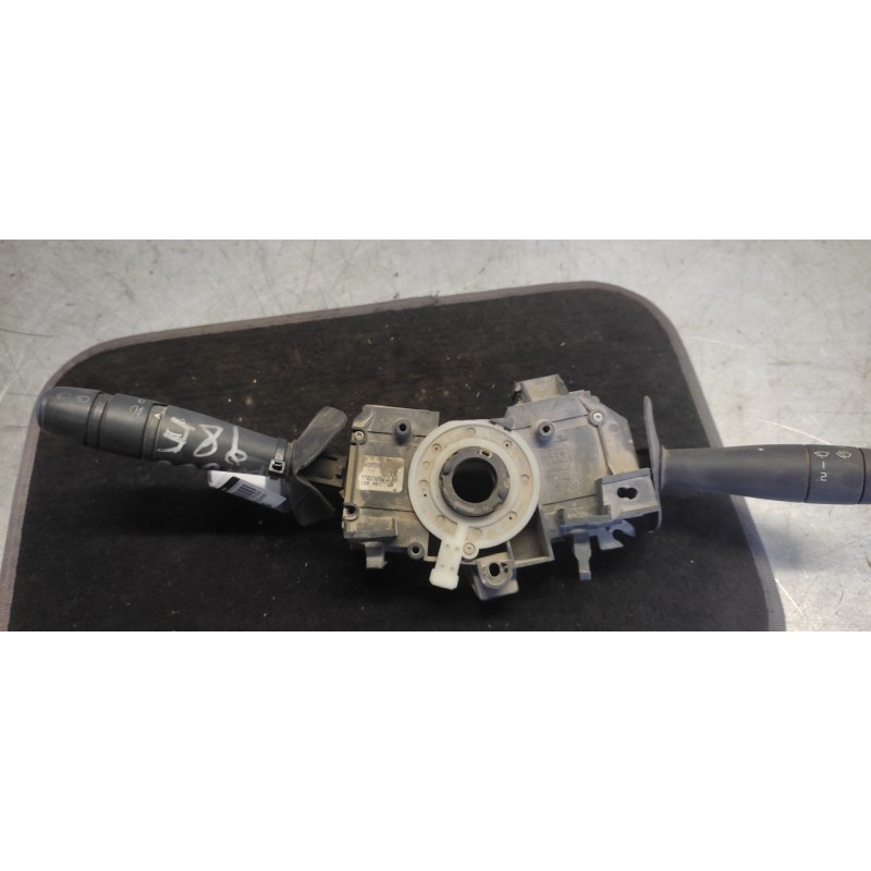 Recambio de mando multifuncion para renault kangoo (f/kc0) 1.5 dci diesel referencia OEM IAM 7700308733  