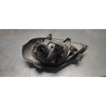 Recambio de faro derecho para nissan primastar (x83) combi 6 asientos batalla 2,78t referencia OEM IAM   