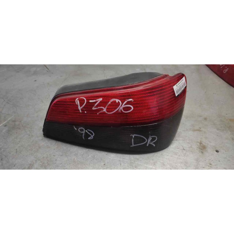 Recambio de piloto trasero derecho para peugeot 306 berlina 3/5 puertas (s1) open referencia OEM IAM   