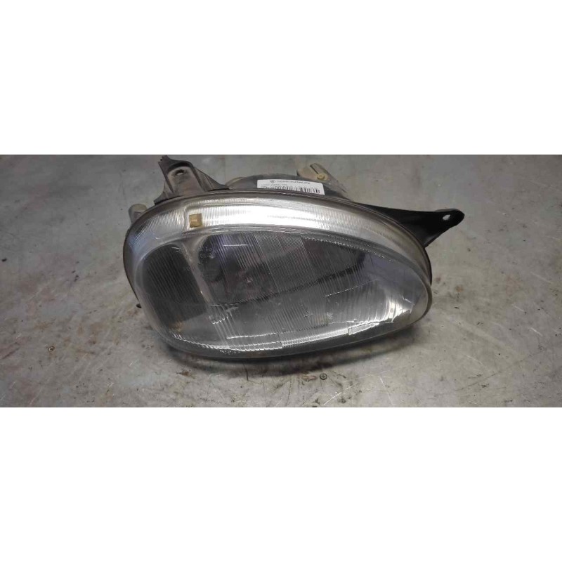 Recambio de faro derecho para opel corsa b gls referencia OEM IAM 90386294  