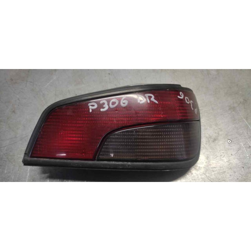 Recambio de piloto trasero derecho para peugeot 306 berlina 3/4/5 puertas (s2) boulebard referencia OEM IAM   