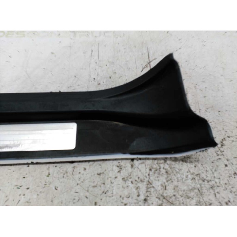 Recambio de moldura para audi tt (8n3/8n9) 1.8 t coupe (132kw) referencia OEM IAM  EMBELLECEDOR ENTRADA AL VEHICULO BAJO PUERTA - Blanco 4