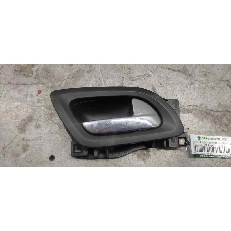 Recambio de maneta interior delantera derecha para peugeot 308 sport referencia OEM IAM 9660525380  