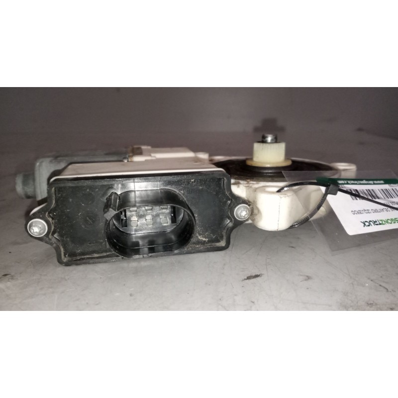 Recambio de motor elevalunas delantero izquierdo para daf serie xf105.460 12.9 diesel referencia OEM IAM 1779721 - Rojo 2