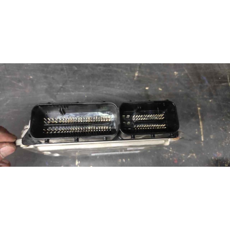 Recambio de centralita motor uce para bmw serie 1 lim. (f20) 118d referencia OEM IAM 0281018594 851842401 1039S51582 2