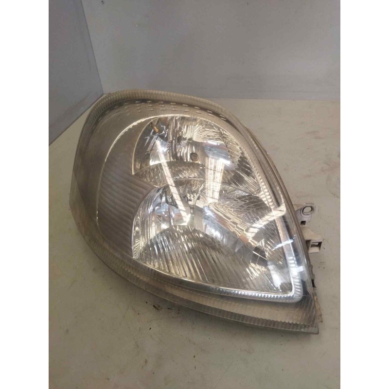 Recambio de faro derecho para renault mascott 3.0 diesel referencia OEM IAM 8200163518  