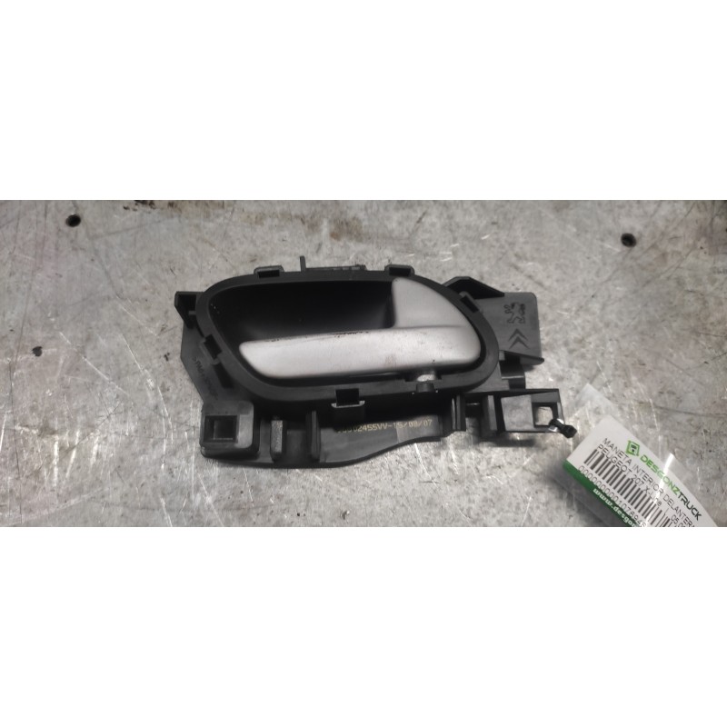 Recambio de maneta interior delantera derecha para peugeot 207 x-line referencia OEM IAM 96802455  