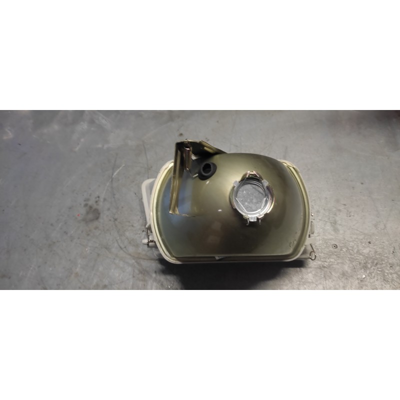 Recambio de faro izquierdo para peugeot 309 srd referencia OEM IAM  NUEVO 2