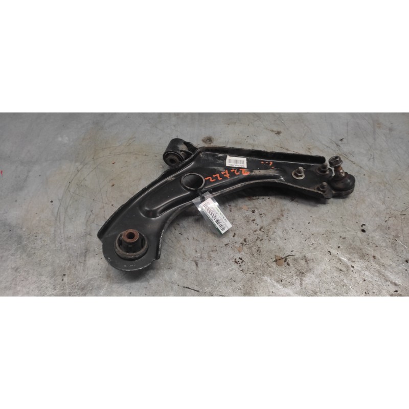 Recambio de brazo suspension inferior delantero izquierdo para peugeot 308 active referencia OEM IAM   