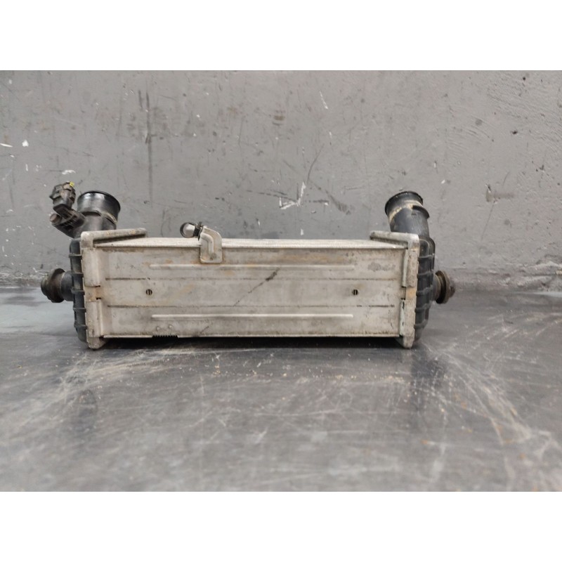 Recambio de intercooler para hyundai i30 (gd) 1.6 crdi referencia OEM IAM 282702A570 - Rojo 2