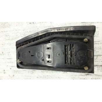 Recambio de piloto trasero izquierdo para volkswagen polo (867/871/873) azur berlina referencia OEM IAM 867945257  