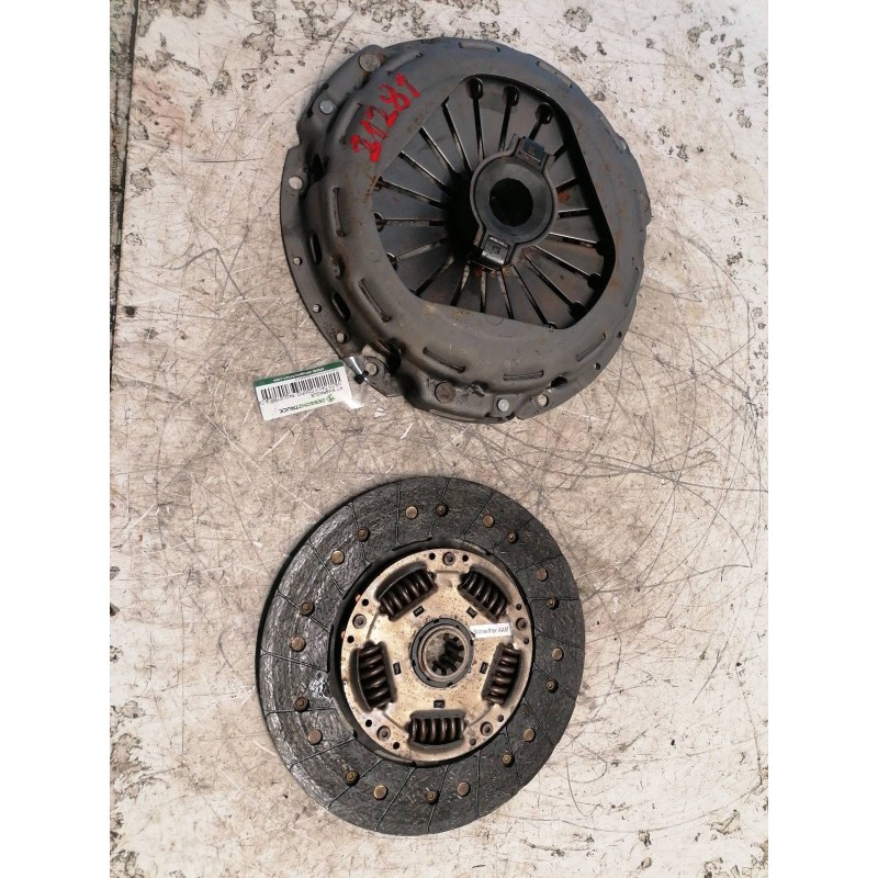 Recambio de kit embrague para iveco daily config. paquetería cabina simple 35s... batalla 3750 referencia OEM IAM   