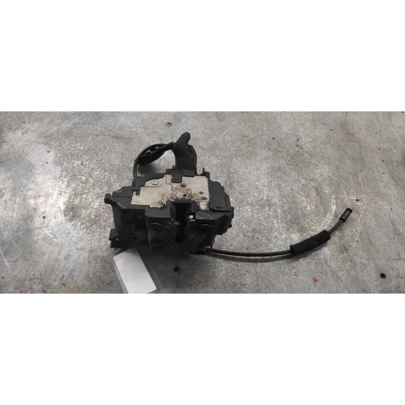 Recambio de cerradura puerta delantera derecha para renault megane iii berlina 5 p dynamique referencia OEM IAM   4 PINS