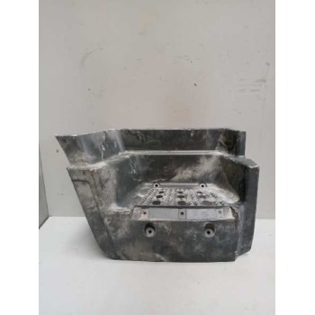 Recambio de peldaño derecho para iveco eurotrakker (mp) fsa 400 e 42 larga distancia referencia OEM IAM 504053091  
