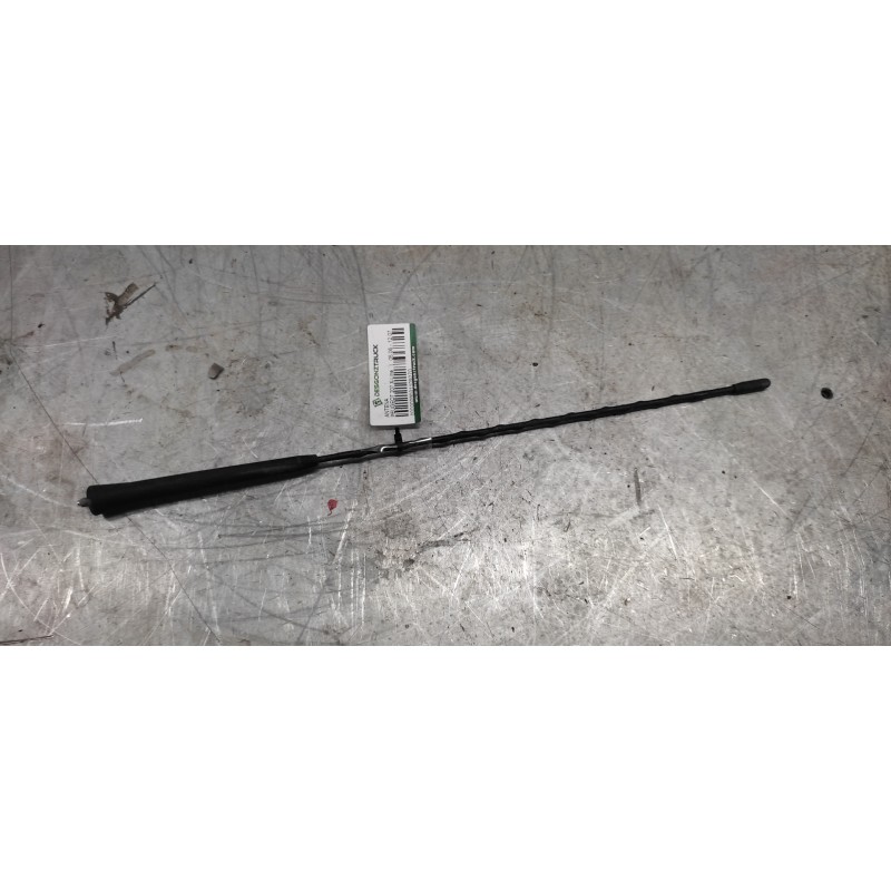 Recambio de antena para peugeot 207 x-line referencia OEM IAM   