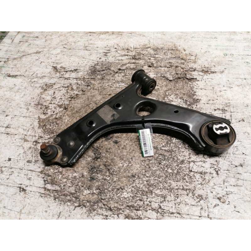 Recambio de brazo suspension inferior delantero izquierdo para fiat qubo (300) 1.3 16v m-jet cat referencia OEM IAM - Blanco