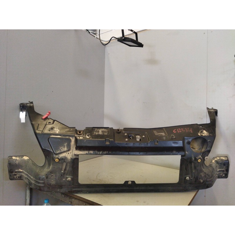 Recambio de panel frontal para iveco daily ka 2.3 diesel cat referencia OEM IAM 5801338103  