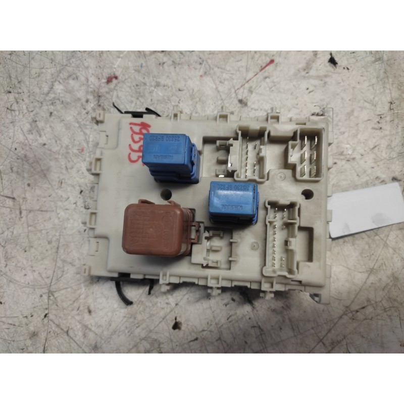 Recambio de caja reles / fusibles para nissan primera berlina (p12) acenta referencia OEM IAM 24350AV700 0129031 - Negro 2