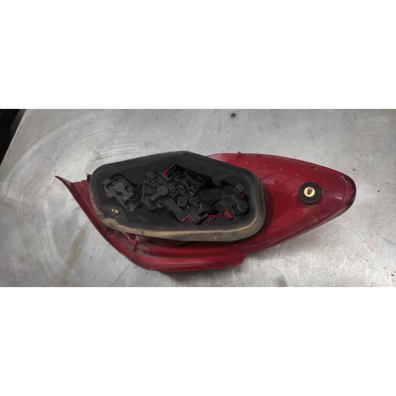 Recambio de piloto trasero derecho para peugeot 307 berlina (s2) xs + referencia OEM IAM   6 PINS - Blanco 3