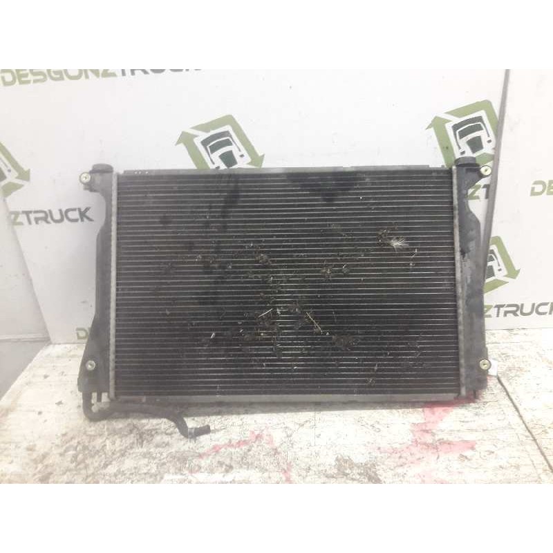 Recambio de radiador agua para toyota avensis berlina (t25) 2.2 d-4d executive sedán (4-ptas.) referencia OEM IAM MN4221333770 0 - Gris