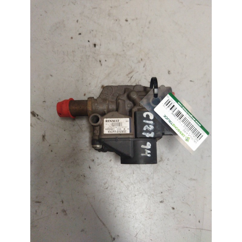 Recambio de valvula aire para renault serie t 12.8 diesel referencia OEM IAM 21327358 K038401 