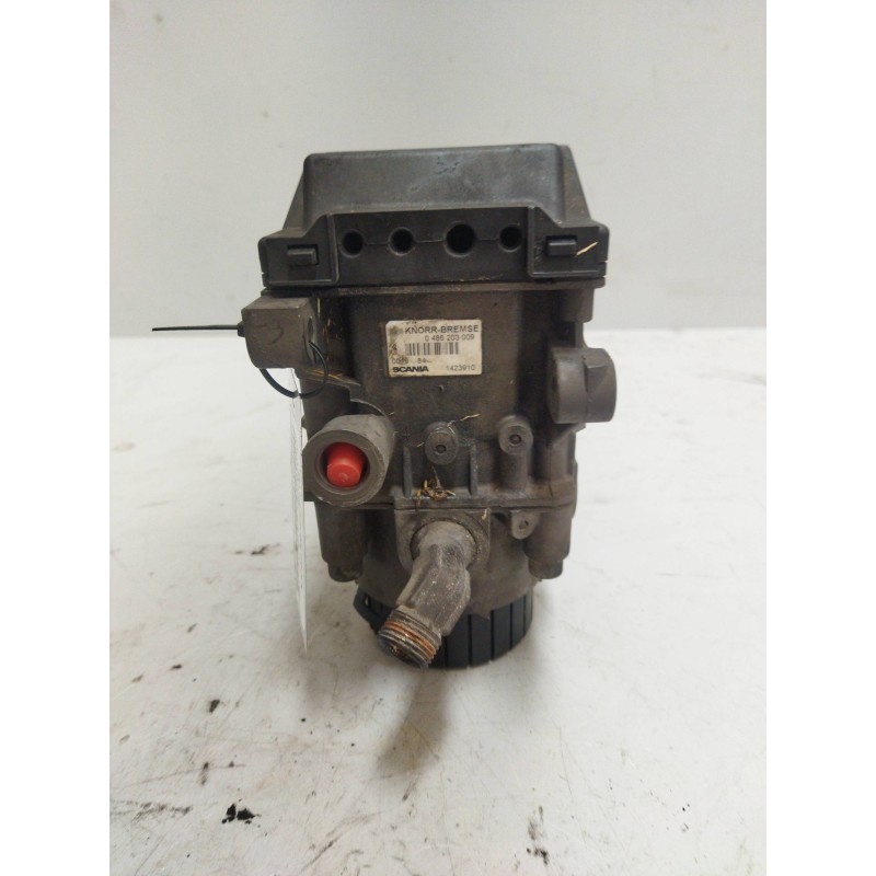 Recambio de valvula aire para scania serie 4 (p/r 144 l) 14.2 diesel referencia OEM IAM 1423910 0486203009 VALVULA EBS