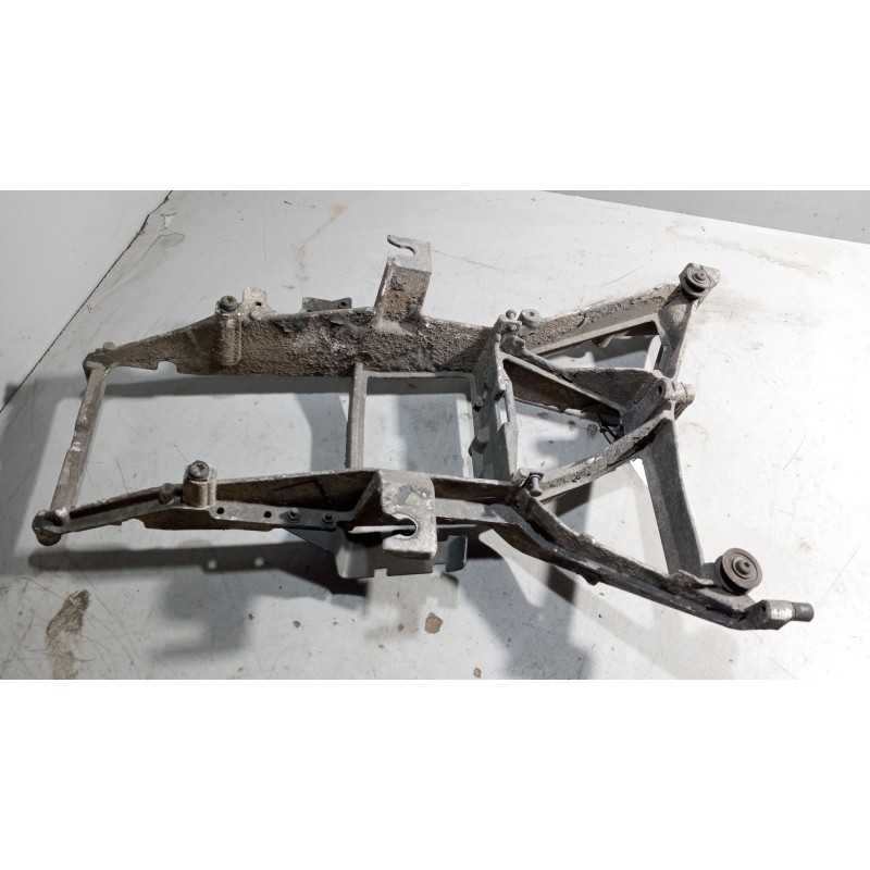 Recambio de soporte faro izquierdo para daf serie xf105.xxx 12.9 diesel referencia OEM IAM 1862945  