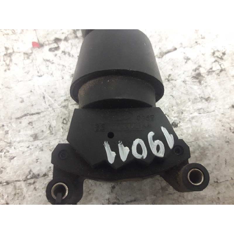 Recambio de mando limpia para ford orion gl referencia OEM IAM 86AG17K478 - Blanco 2