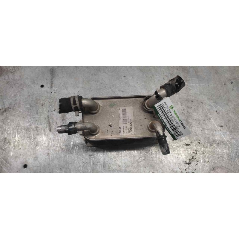 Recambio de enfriador aceite motor para volvo c30 d5 kinetic referencia OEM IAM 30723129  