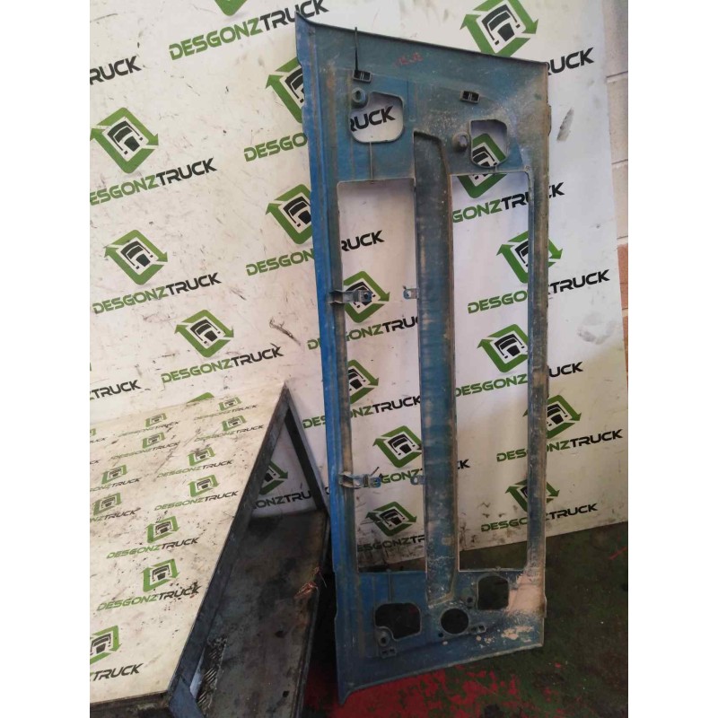 Recambio de molduras delanteras para volvo fh 500 fg 4x2 std/med largo globetrotter (lhh2, l2h2) referencia OEM IAM 82056840 820 - Azul 2