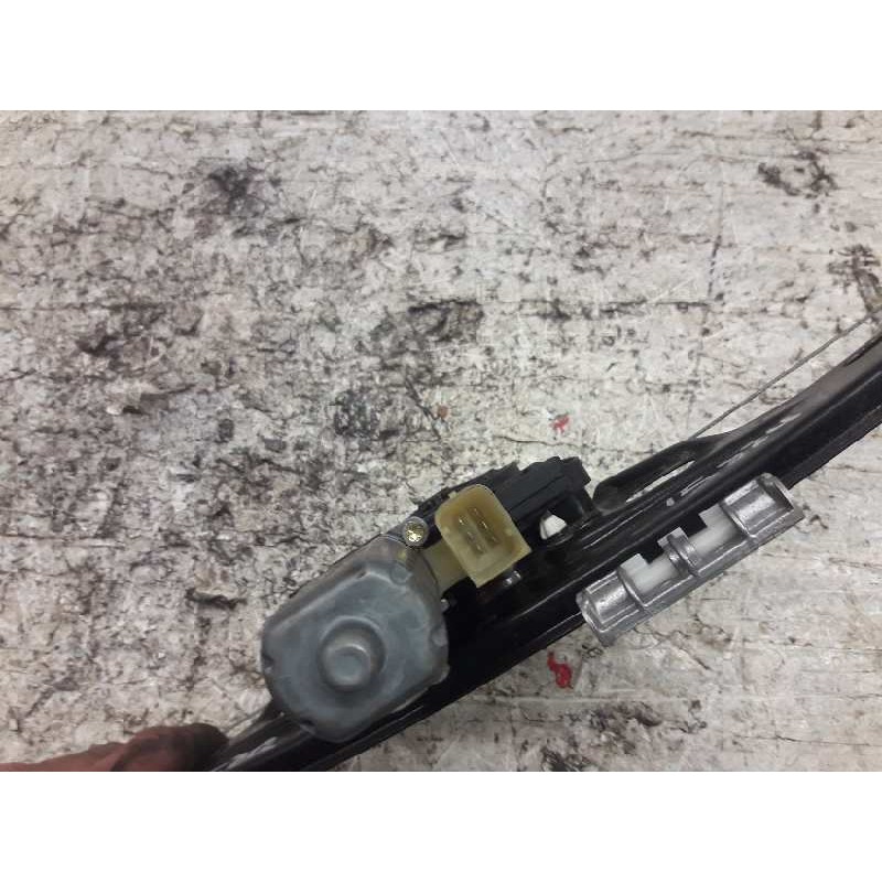 Recambio de elevalunas trasero izquierdo para mercedes-benz clase c (w203) berlina 200 compressor (203.045) referencia OEM IAM 1 - Azul 2