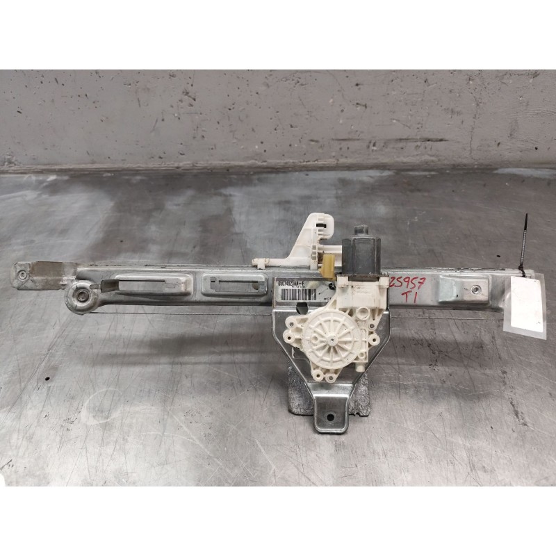 Recambio de elevalunas trasero izquierdo para jeep compass (mk49) 2.2 crd referencia OEM IAM 05074823AAF  
