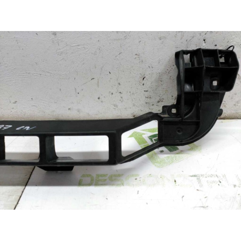 Recambio de soporte para audi tt (8n3/8n9) 1.8 t coupe (132kw) referencia OEM IAM  SOPORTE PARAGOLPES CENTRAL TRASERO - Blanco 3
