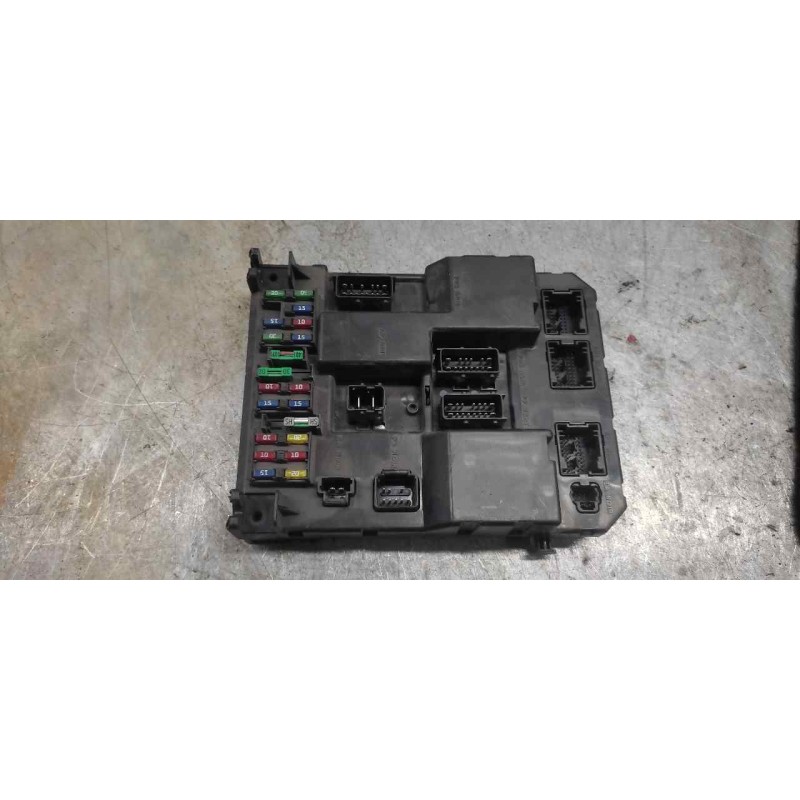 Recambio de caja reles / fusibles para peugeot 307 cc (s1) 2.0 referencia OEM IAM 9651197580A 9651196880A BSI