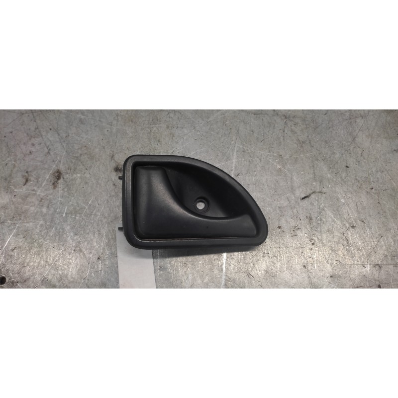 Recambio de maneta interior delantera izquierda para renault kangoo (f/kc0) alize referencia OEM IAM 8200247802  