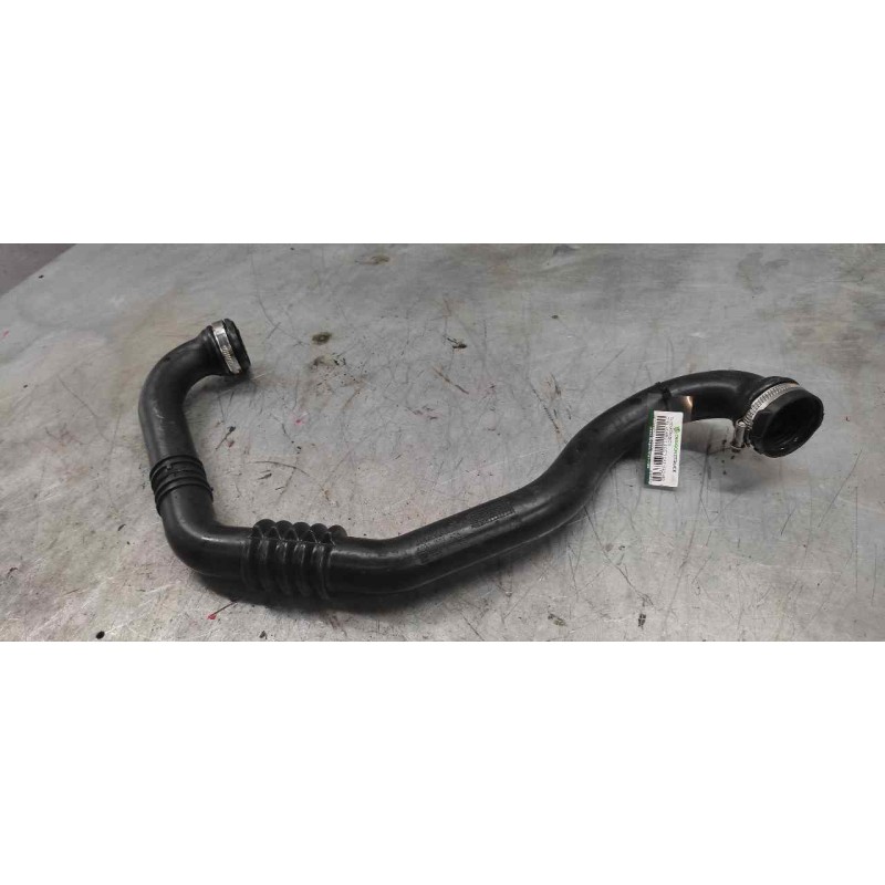 Recambio de tubo admision para opel vivaro 1.9 cdti cat (f9q-762) referencia OEM IAM 93851706 8200273825 