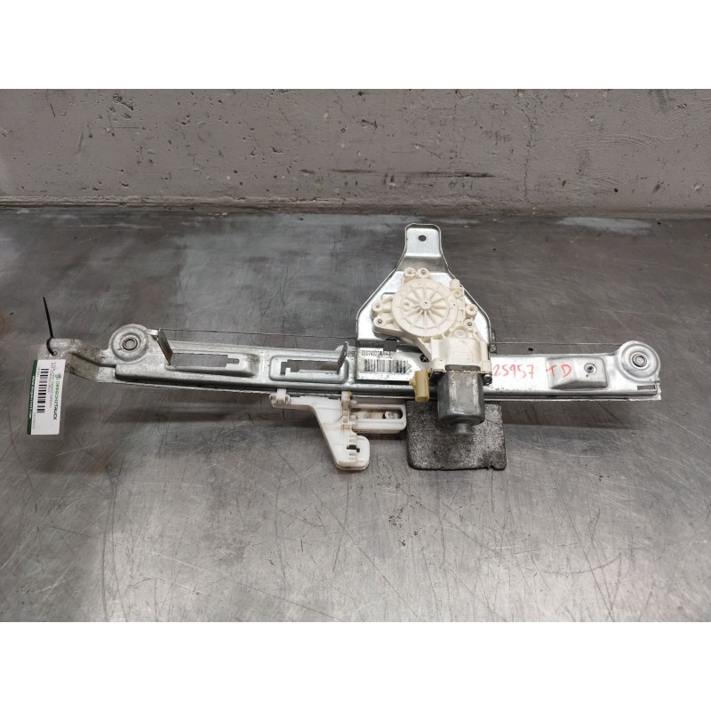 Recambio de elevalunas trasero derecho para jeep compass (mk49) 2.2 crd referencia OEM IAM 05074822A  