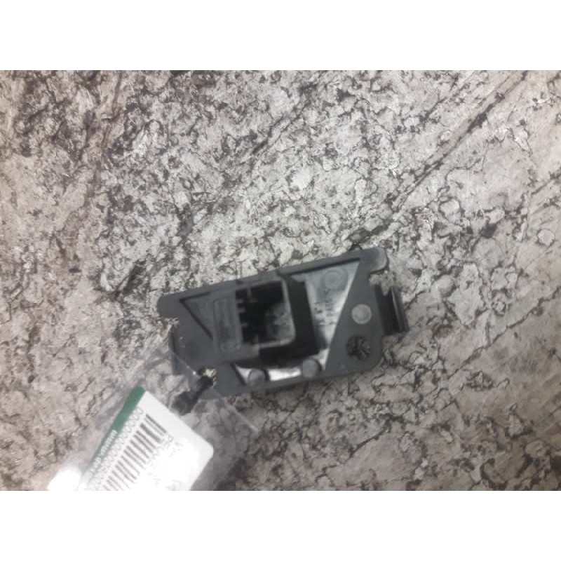 Recambio de warning para peugeot 307 (s1) xn referencia OEM IAM 9643219577 3 PINS 2