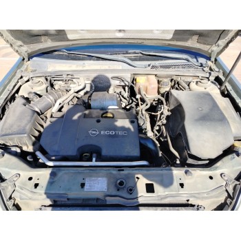 opel vectra c berlina del año 2004
