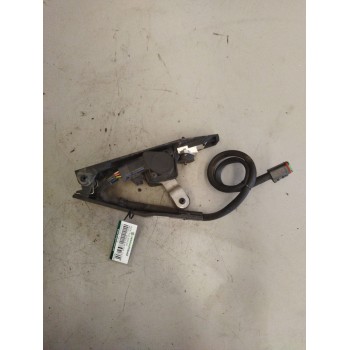 Recambio de pedal acelerador para renault magnum ab diesel referencia OEM IAM 7482492415  