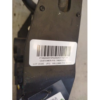 Recambio de pedal acelerador para renault magnum ab diesel referencia OEM IAM 7482492415  