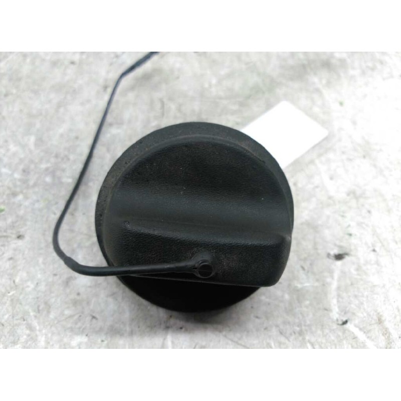 Recambio de tapon combustible para nissan primastar autobús (x83) dci 140 referencia OEM IAM 1725100QAA  